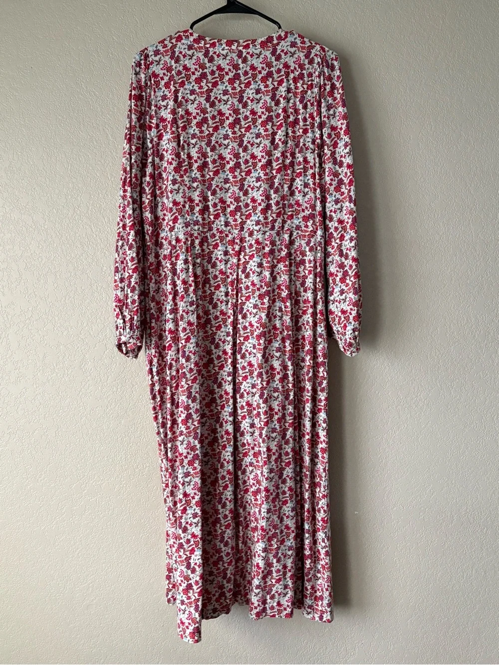 Universal Thread Red Floral Midi Dress with V-Neck and Balloon Sleeves | L - Picture 8 of 8